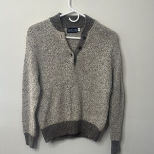 Landsend Women’s Wool V-neck Sweater